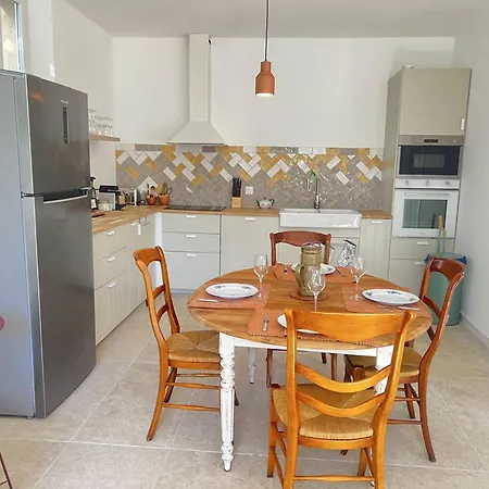 Calme Avec Jardin A 50m De La Plage, Wifi, Parking Et Equipements De Qualite - Fr-1-770-26